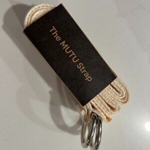 Mutu Beige Strap